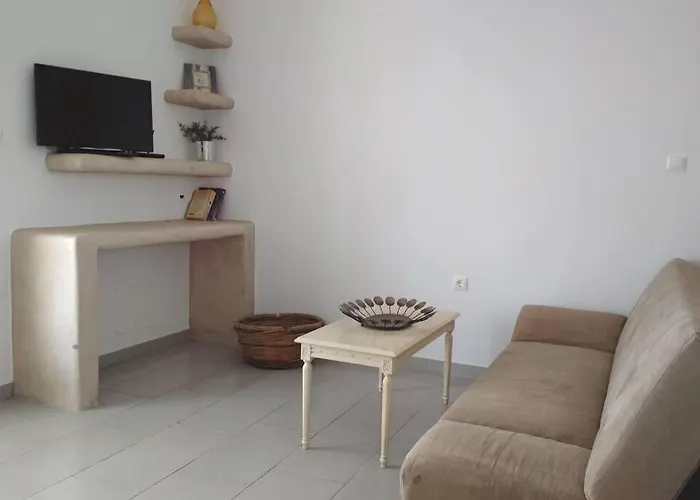 Semesterbostad Sarakiniko Agiassos